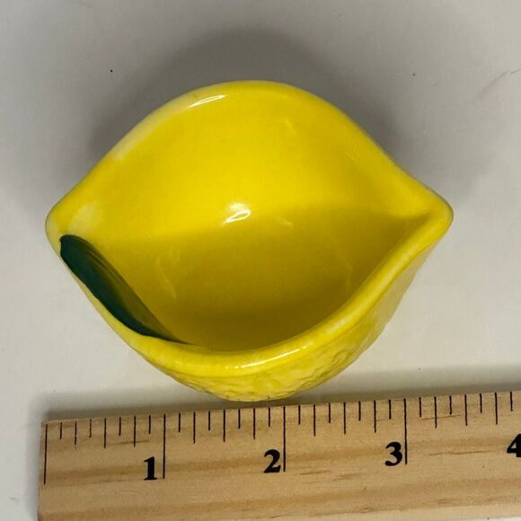 Dash Of That Ceramic Lemon Bowls and Plate Set of 5 - Picture 8 of 10